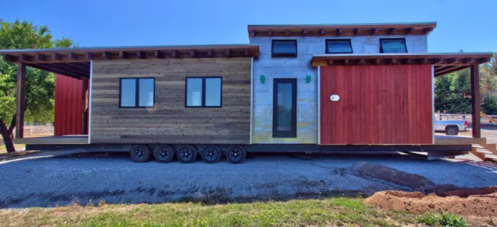 flat_roof_caboose_by_wheelhaus