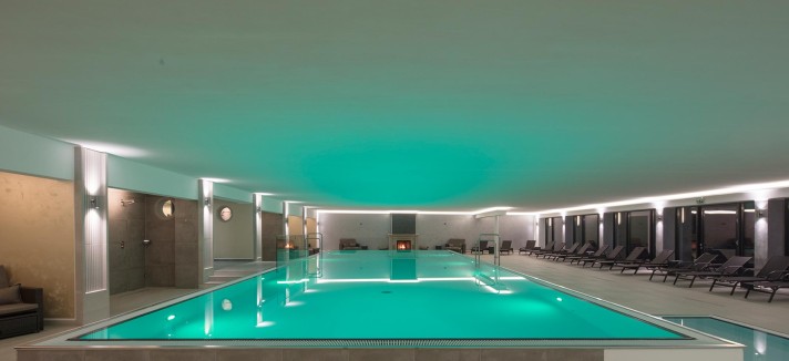indoor-pool