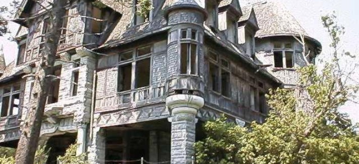 Carleton Villa