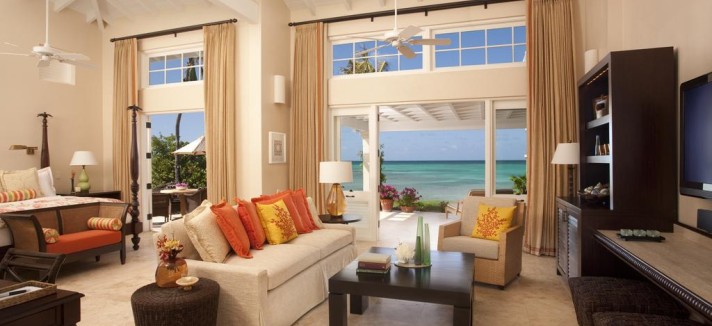 Con vistas y muebles de lujo