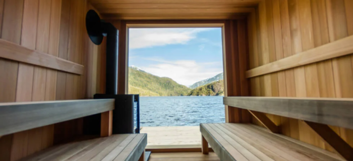 Interior de la sauna flotante Aux Box