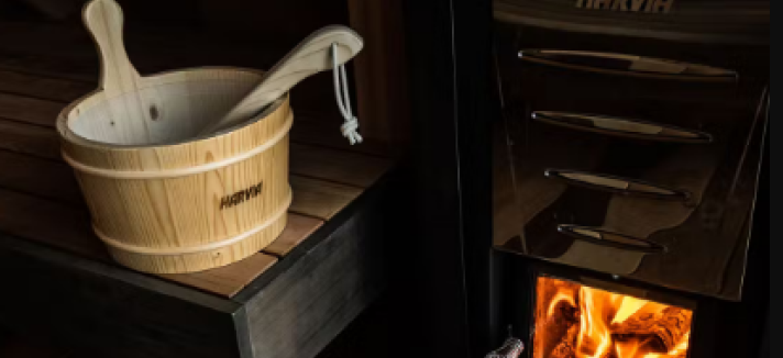 Accesorios y detalles decorativos de la sauna flotante