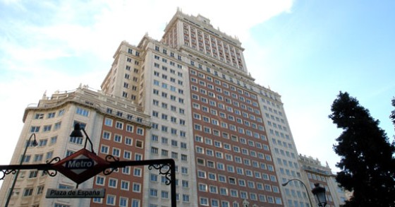 El hombre más rico de China cierra la compra del icónico "edificio España" a banco santander