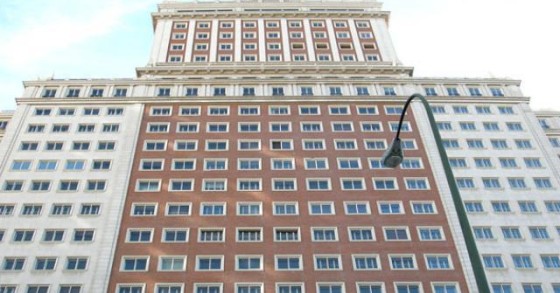 La fachada del Edificio España en Madrid