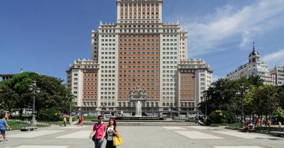 El emblemático edificio de plaza de España en Madrid