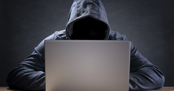 ¿No te funciona bien el wifi? Así podrás 'cazar' al vecino que te roba internet