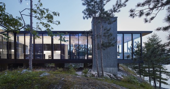 Exterior de X House