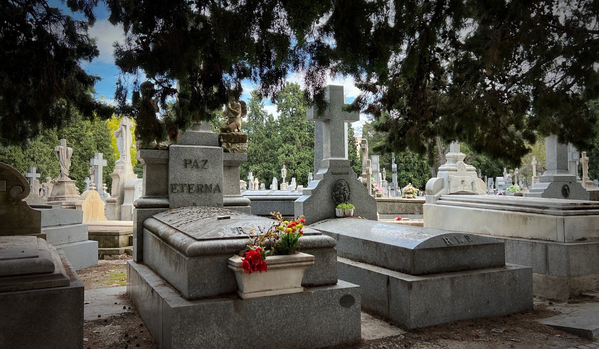 Cementerio de La Almudena hay más “habitantes” que en Madrid capital — idealista/news