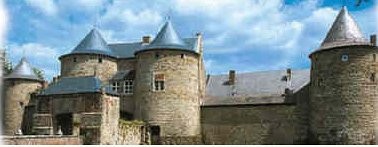 La subasta de un castillo del s.xiii por 3,3 millones pone fin a una larga disputa familiar