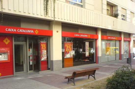 Caixa catalunya pone a la venta 824 de sus 1.200 sucursales