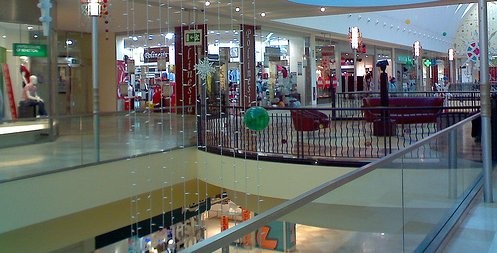 La crisis y los precios echan el cierre a numerosos locales comerciales