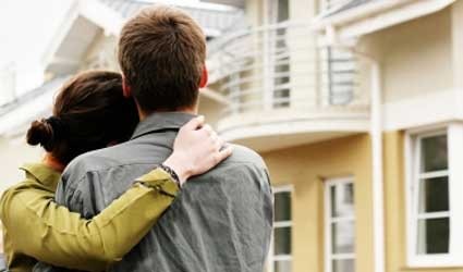 El sexo influye en el proceso de comprar una casa