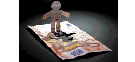 La banca abre el grifo de las hipotecas para vender sus pisos