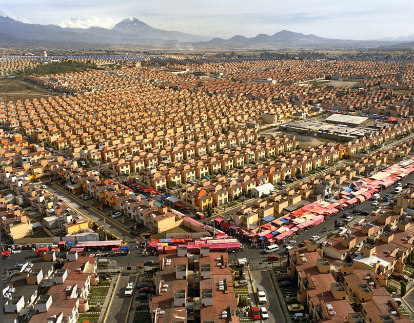 LIVIA_CORONA_TMH_16_0