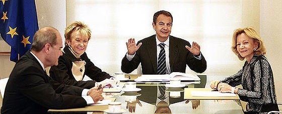 ¿Congelar el sueldo a los funcionarios?