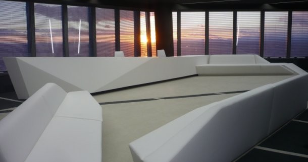 Fotos de las oficinas futuristas de la torre de mutua madrileña