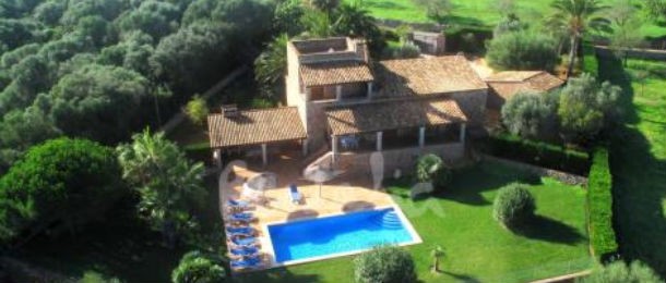 alquilar una casa de vacaciones no está en crisis La ocupación de casas de vacaciones en la costa en agosto se sitúa en el 84%