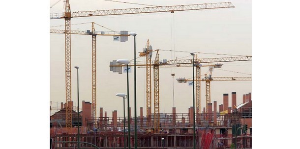 El stock de vivienda “se está vaciando” y la obra nueva repuntará en 2011, dice el gobierno
