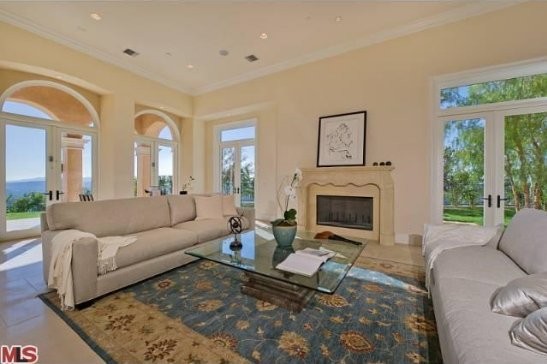 casa-embargada-beverly_hills1