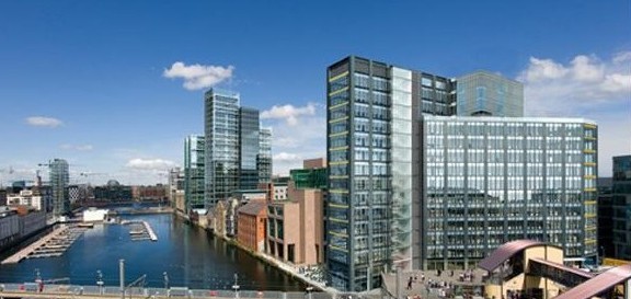 Google planea comprar el edificio más alto de Dublín (fotos)