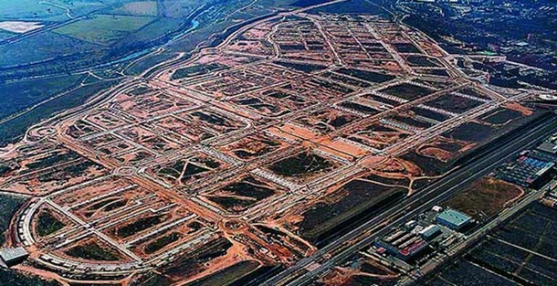 Embargan unos pisos protegidos a la promotora a tres días de entregárselos a sus dueños