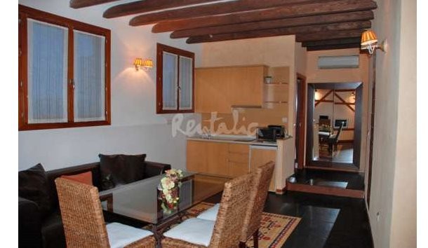 Semana santa: 10 alojamientos aún disponibles para vivir de cerca las procesiones