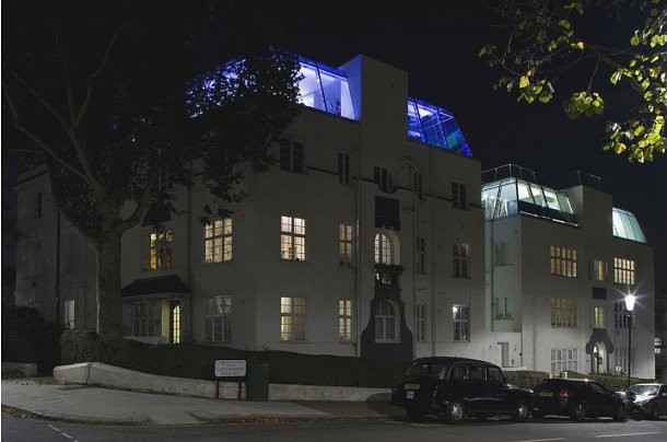 Ático futurista con ascensor de cristal en notting hill (londres)