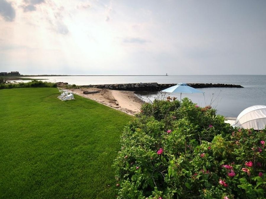 Si piensas que la vivienda bajará a partir de 2011, quizás deberías esperar para comprar