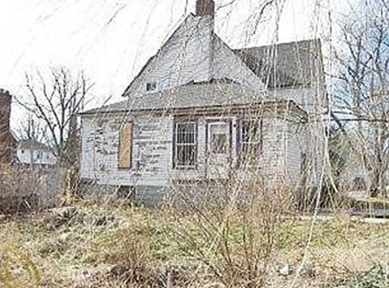 15 casas que puedes comprar por 100 dólares... en detroit