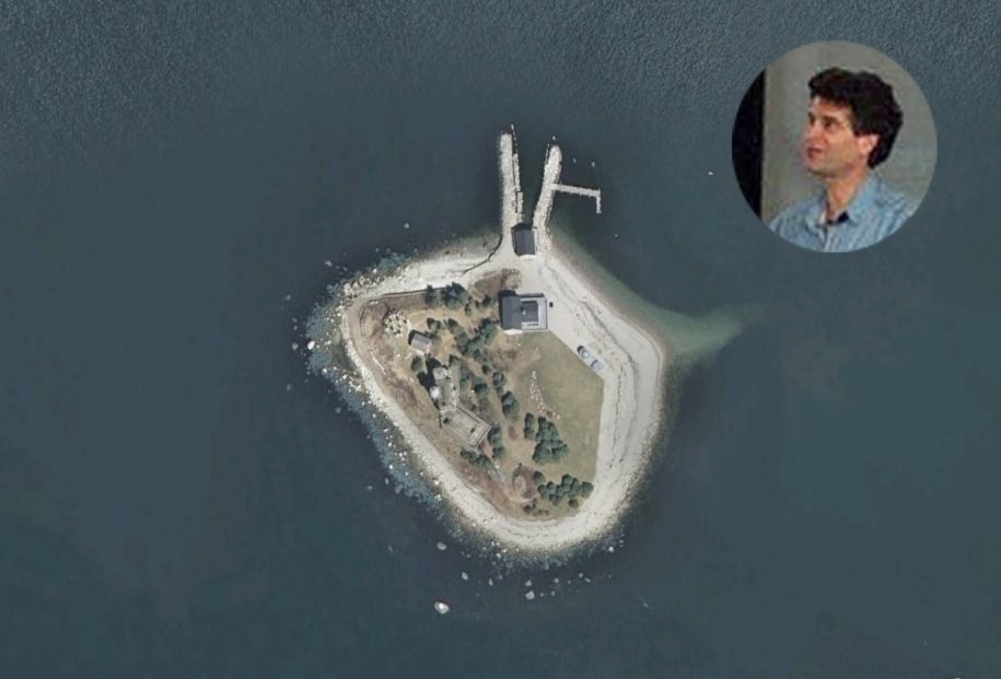 private-islands-deankamen