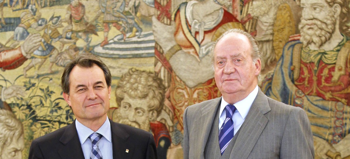 artur-mas-rey-3_0