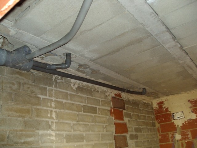 Barbaridades en obras de viviendas (fotos)