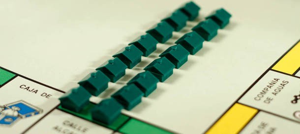 Promotoras e inmobiliarias pasan a vender inmuebles problemáticos de los bancos