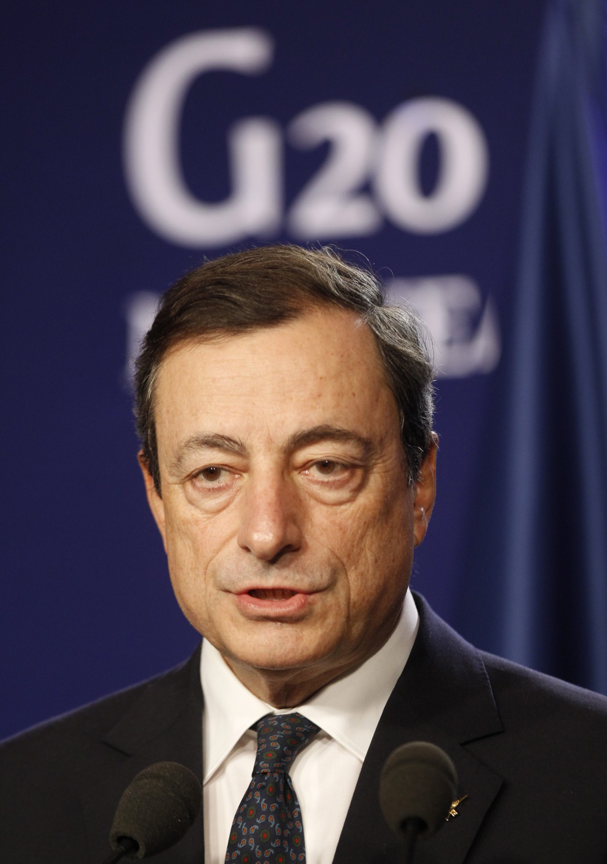 eur002b
