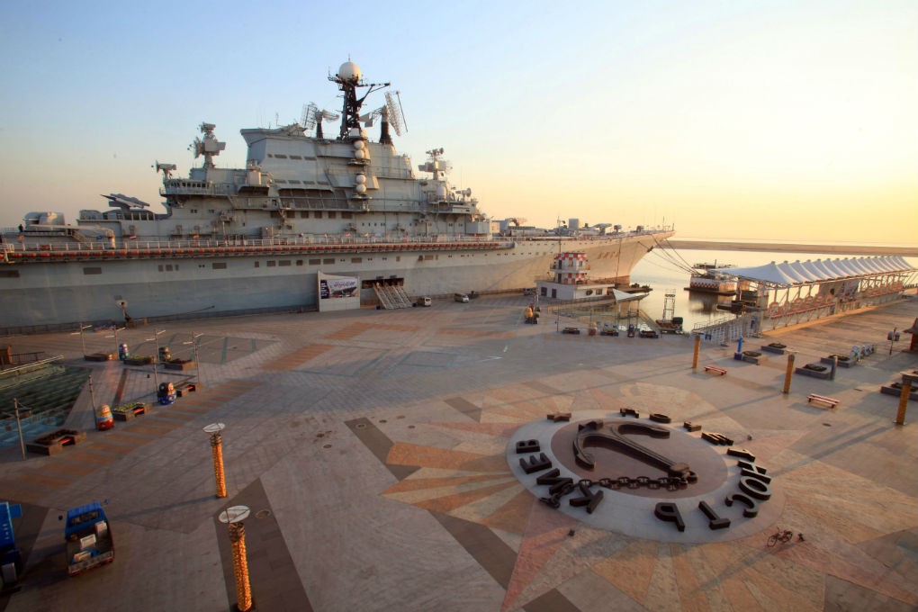 hotelenportaaviones2__0