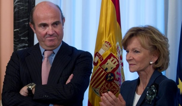 De guindos prioriza el ajuste del valor de los activos inmobiliarios de bancos