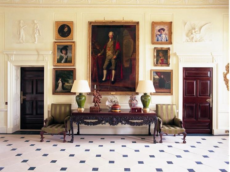 the-hallway-is-very-formal_0