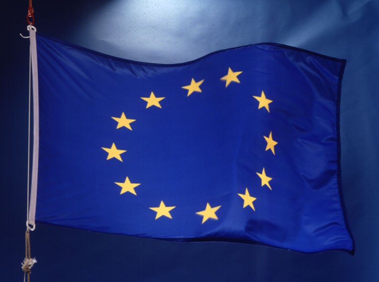 rebaja masiva del rating a nueve países europeos zonaeuro