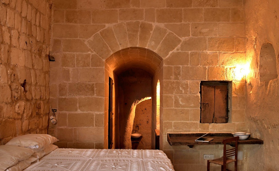 Le-Grotte-Della-Civita10