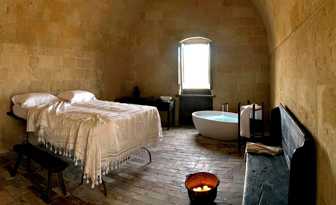 Le-Grotte-Della-Civita17