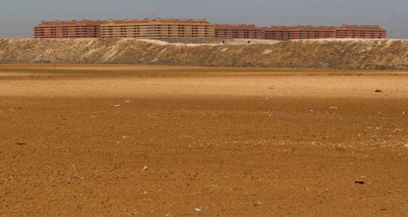 El precio del suelo Urbano baja un 19,8% interanual en 2011