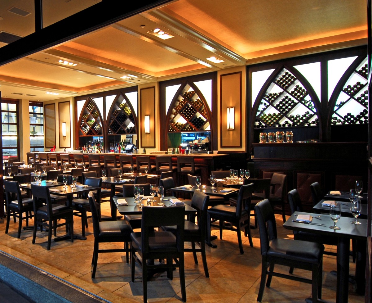 Madison_and_Vine_at_the_Library_Hotel_cropped_2