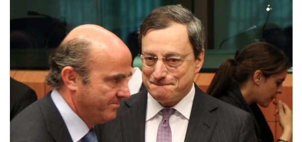 Bruselas señala que España no debe pensar en un rescate porque está haciendo las reformas necesarias