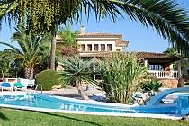 Las casas más bonitas frente a playas con bandera azul de España, Italia y Portugal (fotos)