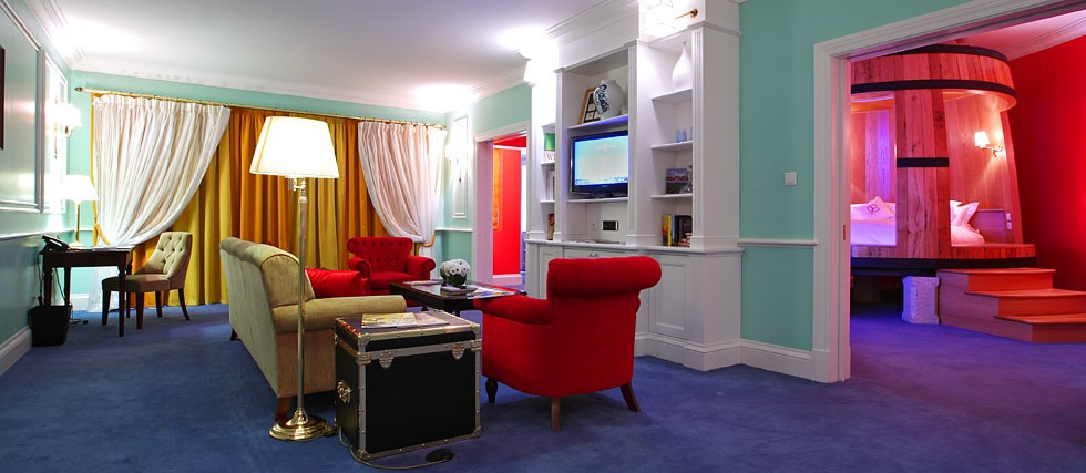 008-taylors3_13906849364f19a56f93446