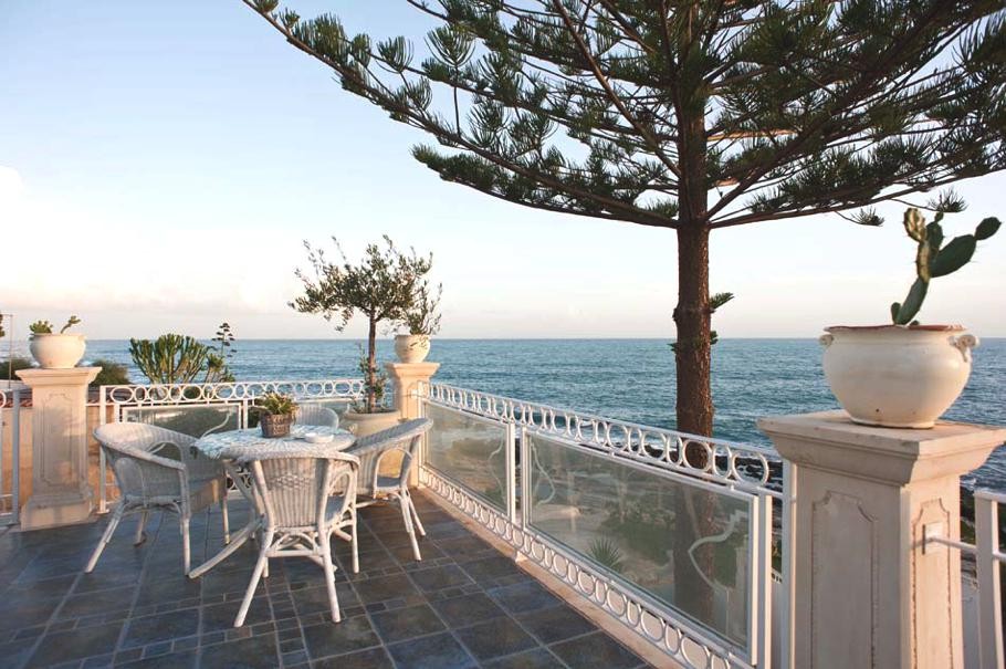 Luxury-Holiday-Villa-Italy-07