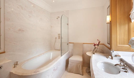 2c0639727da4b26c5b3f25099729dfb3_af3535184bf4a4c43ae5a2e17010e7af