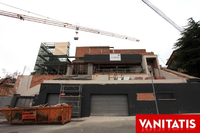 Shakira y piqué se construyen una casa nueva