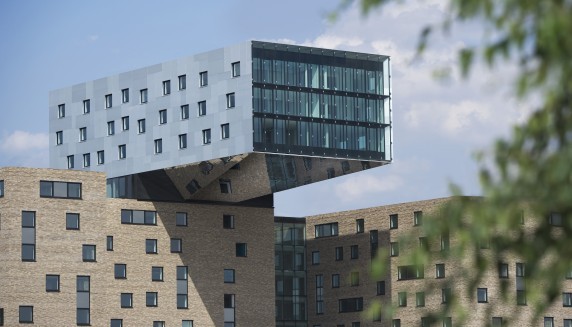 nhow_aussen_upper_tower