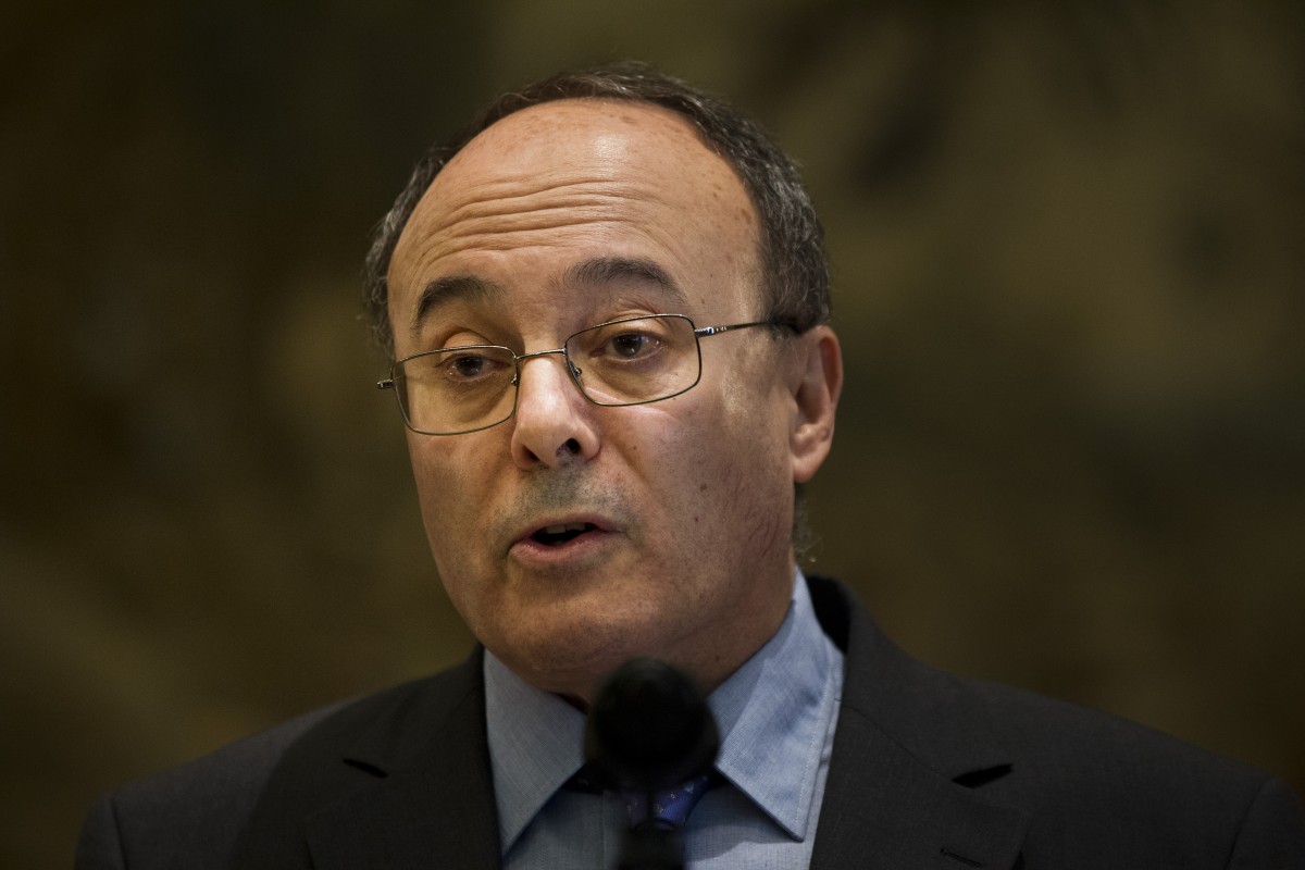 El banco de España ve riesgo de desviación del objetivo de déficit para este año